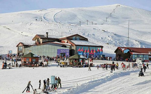 Skiing in Kaimaktsalan